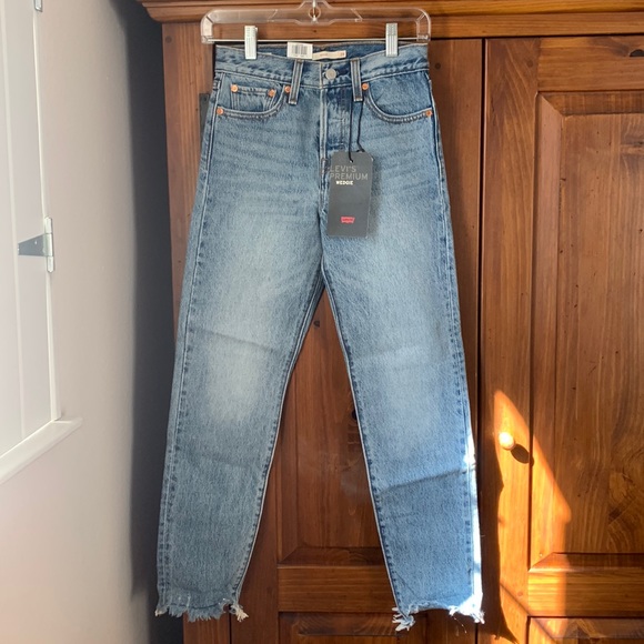 Levi's Denim - Levi’s wedgie icon jeans high rise